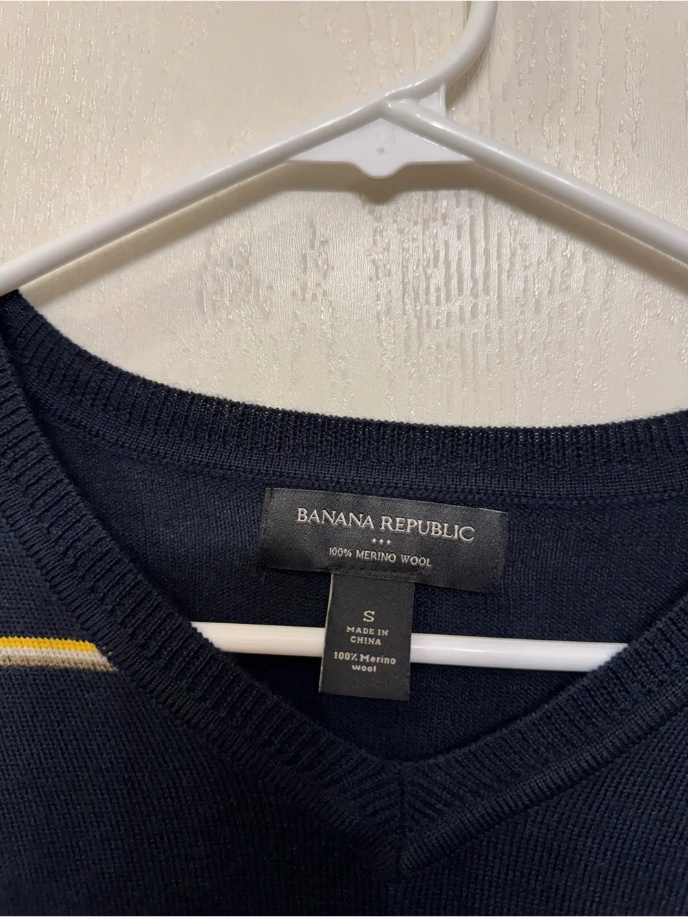 Banana Republic 100% merino wool striped V-neck sweater